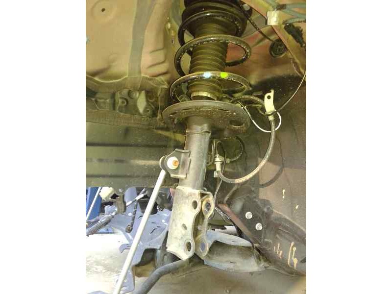 Recambio de amortiguador delantero izquierdo para toyota auris 1.4 turbodiesel cat referencia OEM IAM   