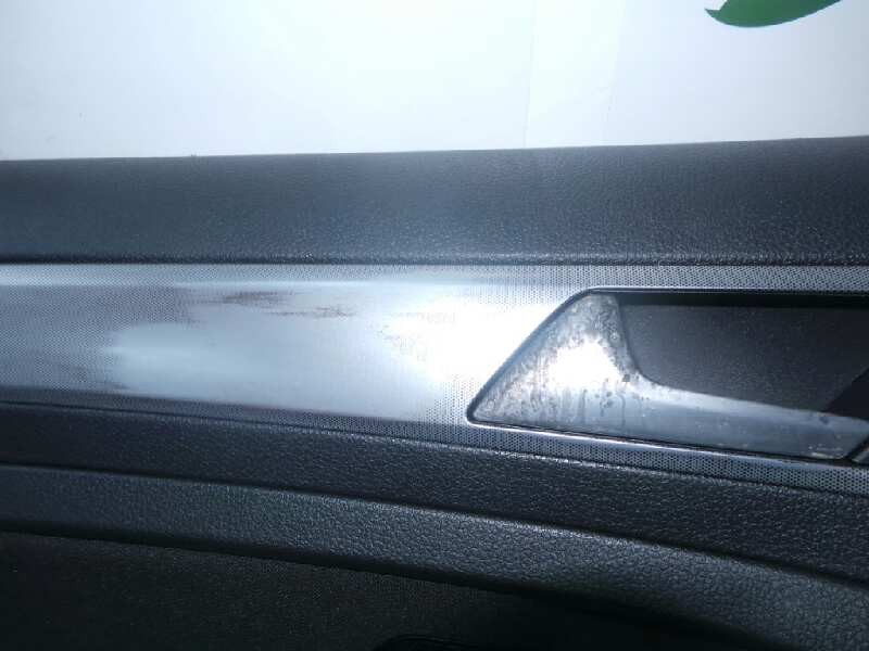 Recambio de guarnecido puerta trasera izquierda para volkswagen golf vii variant (bv5) 1.6 tdi referencia OEM IAM   