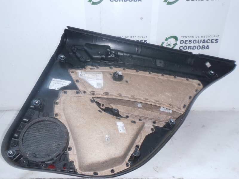 Recambio de guarnecido puerta trasera izquierda para volkswagen golf vii variant (bv5) 1.6 tdi referencia OEM IAM   