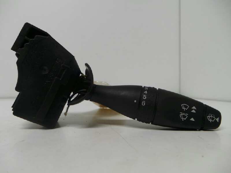 Recambio de mando limpia para ford fiesta (cbk) fun referencia OEM IAM 1S7T17A553DD  