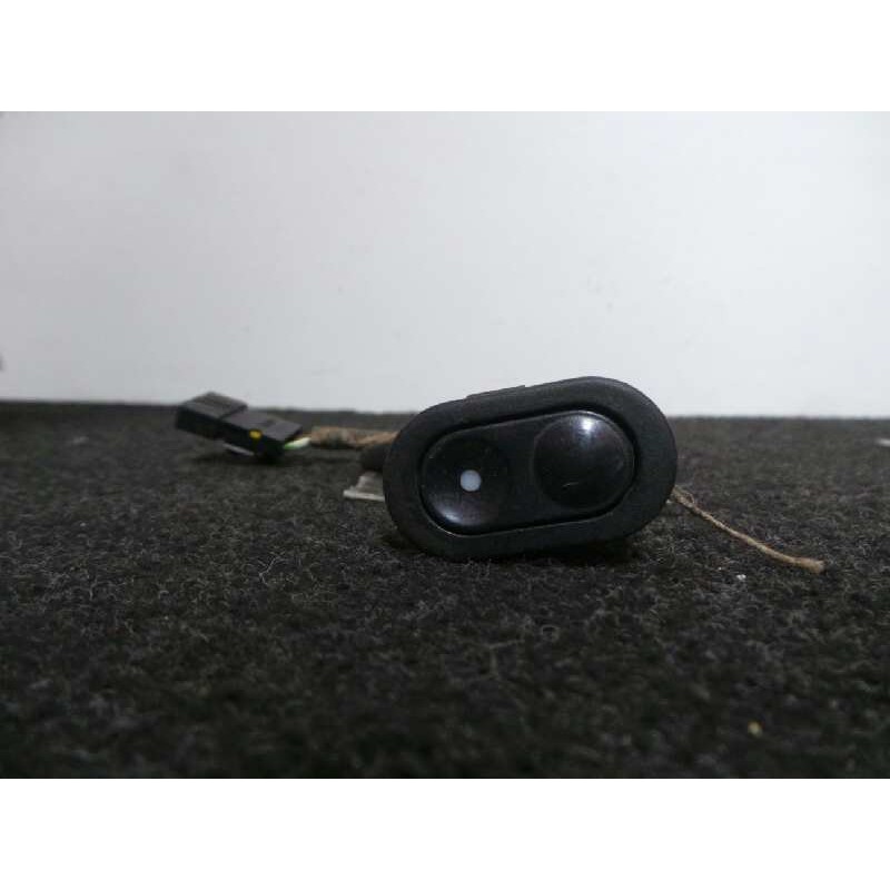 Recambio de mando elevalunas delantero izquierdo para opel vectra a 1.8 cat referencia OEM IAM  VECTRA.A 