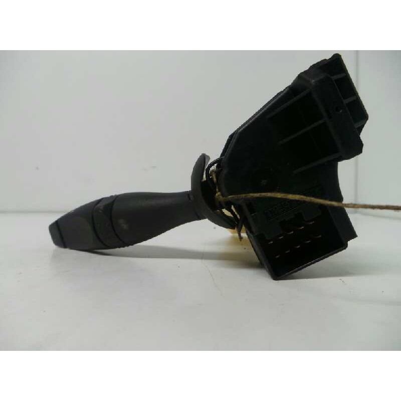 Recambio de mando limpia para ford fiesta (cbk) fun referencia OEM IAM 1S7T17A553DD  