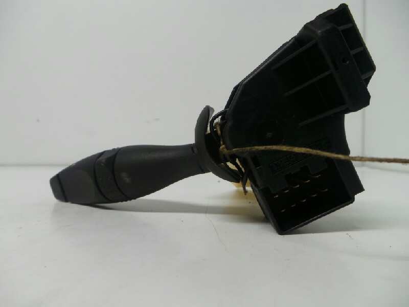 Recambio de mando limpia para ford fiesta (cbk) fun referencia OEM IAM 1S7T17A553DD  