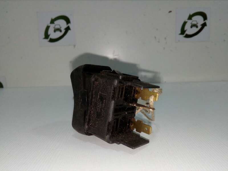 Recambio de interruptor para scania serie 4 (p/r 94 g) 9.0 diesel referencia OEM IAM 1350317  