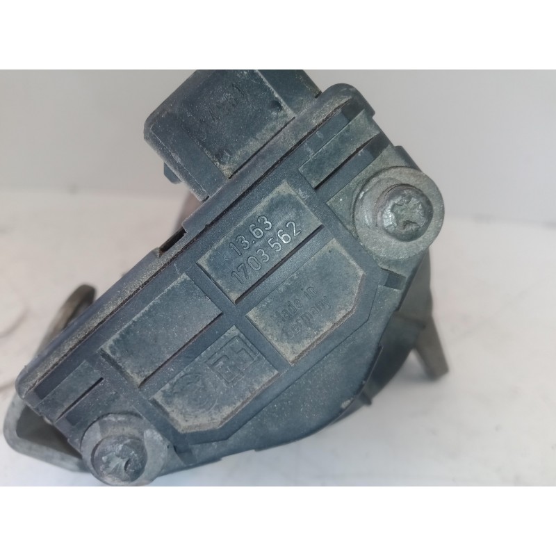 Recambio de caja mariposa para bmw serie 5 berlina (e39) 2.8 24v cat referencia OEM IAM 13631703562  