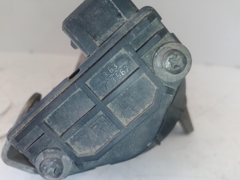 Recambio de caja mariposa para bmw serie 5 berlina (e39) 2.8 24v cat referencia OEM IAM 13631703562  