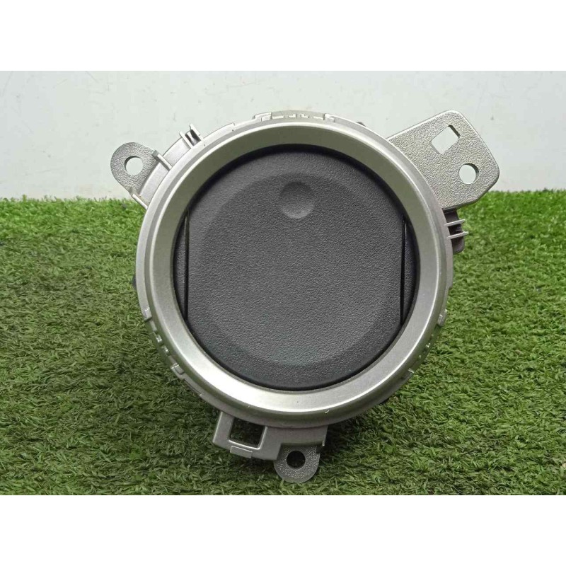 Recambio de aireador delantero izquierdo para toyota auris 1.4 turbodiesel cat referencia OEM IAM 5568002020C0  