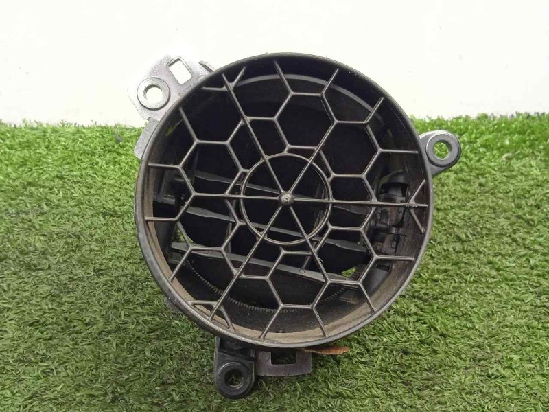 Recambio de aireador delantero izquierdo para toyota auris 1.4 turbodiesel cat referencia OEM IAM 5568002020C0  