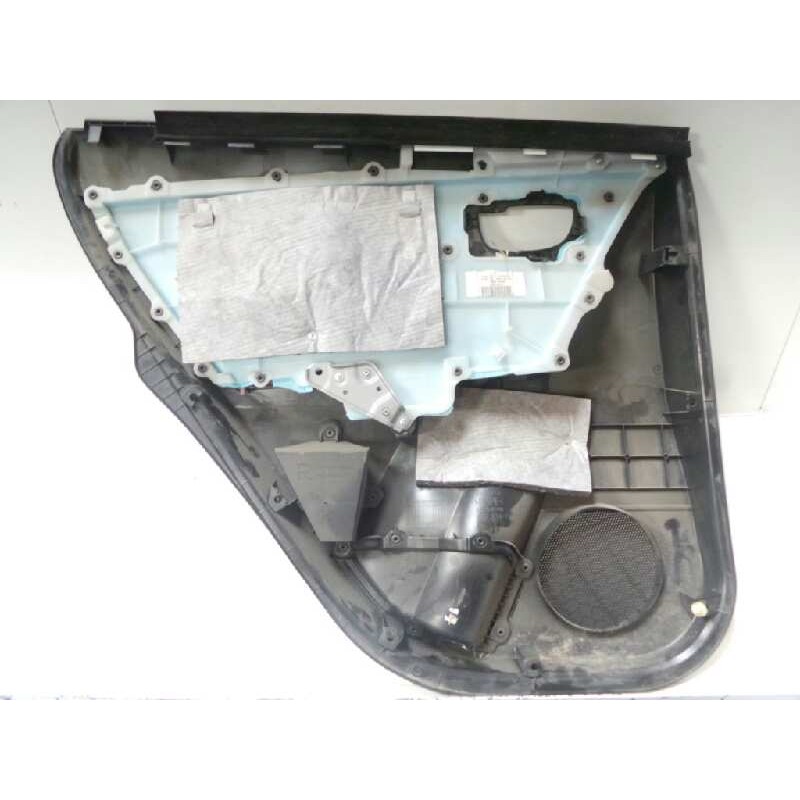 Recambio de guarnecido puerta trasera derecha para toyota auris 1.4 turbodiesel cat referencia OEM IAM   