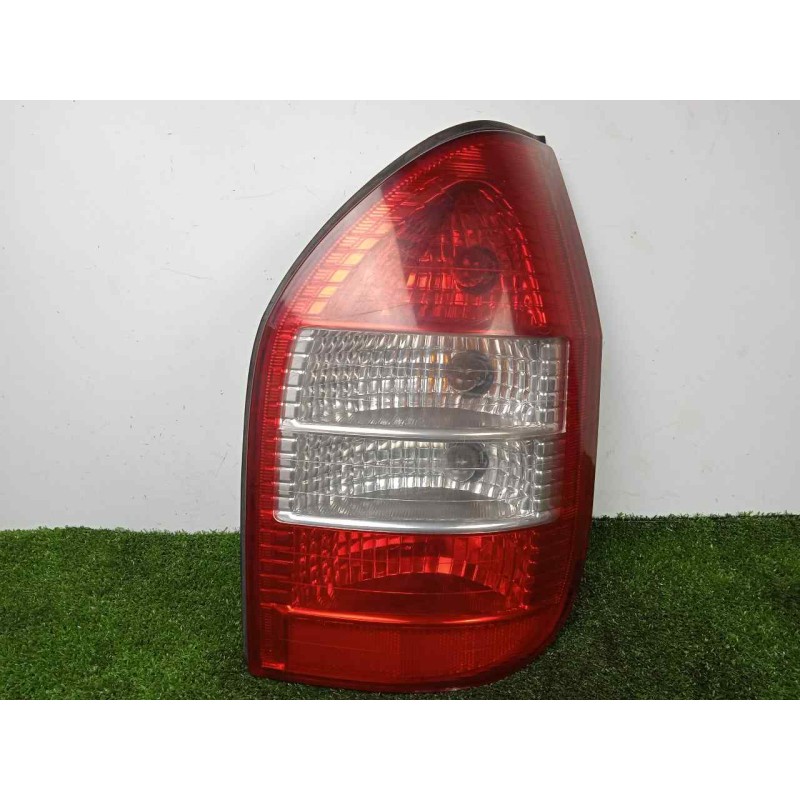 Recambio de piloto trasero derecho para opel zafira a 2.0 dti referencia OEM IAM  99-05 BLANCO