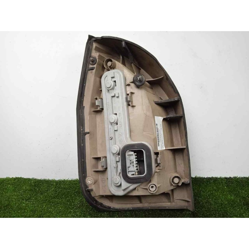 Recambio de piloto trasero derecho para opel zafira a 2.0 dti referencia OEM IAM  99-05 BLANCO