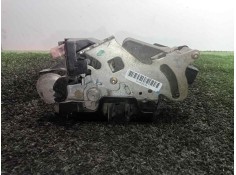 Recambio de cerradura puerta delantera izquierda para mercedes-benz vito caja cerrada 6.03  2.1 cdi cat referencia OEM IAM A6397 2