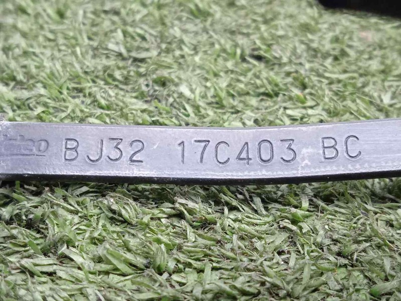 Recambio de brazo limpia trasero para land rover evoque 2.2 td4 cat referencia OEM IAM BJ3217C403BC  