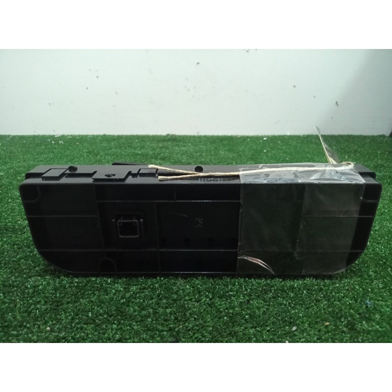 Recambio de mando climatizador para toyota auris 1.4 turbodiesel cat referencia OEM IAM 5590002380-75F542  5590002380