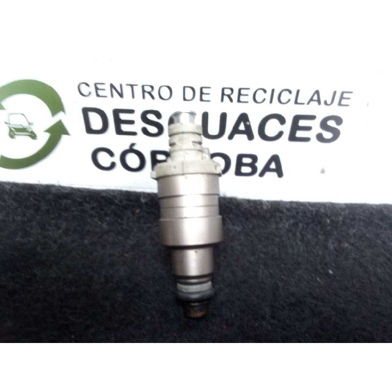 Recambio de inyector para peugeot 106 (s2) 1.4 referencia OEM IAM 1W155-078701  
