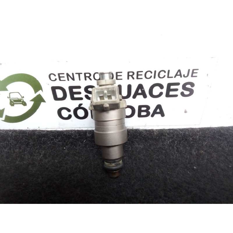 Recambio de inyector para peugeot 106 (s2) 1.4 referencia OEM IAM 1W155-078701  