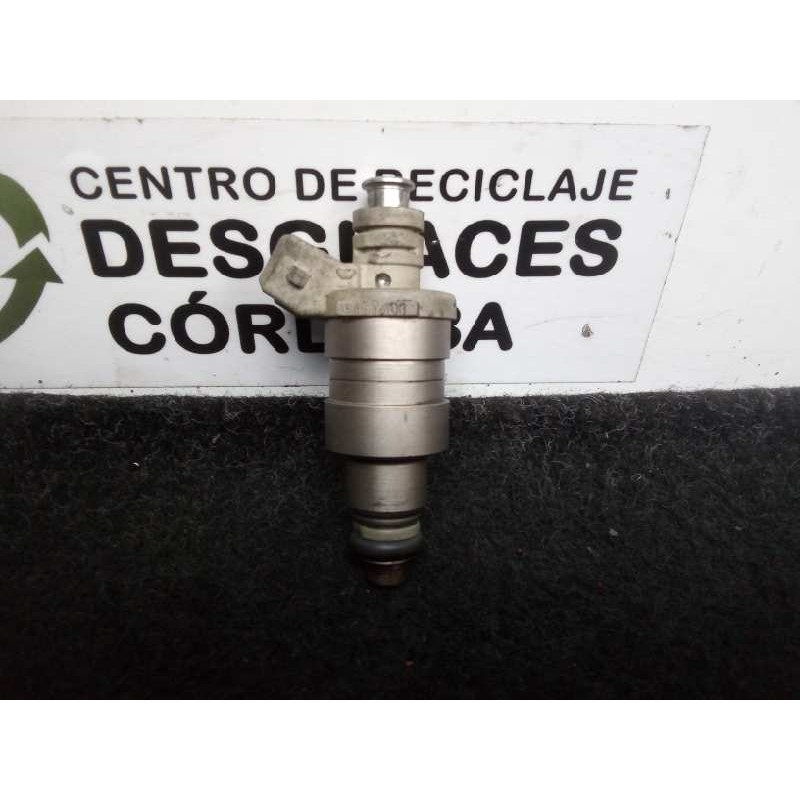 Recambio de inyector para peugeot 106 (s2) 1.4 referencia OEM IAM 1W155-078701  
