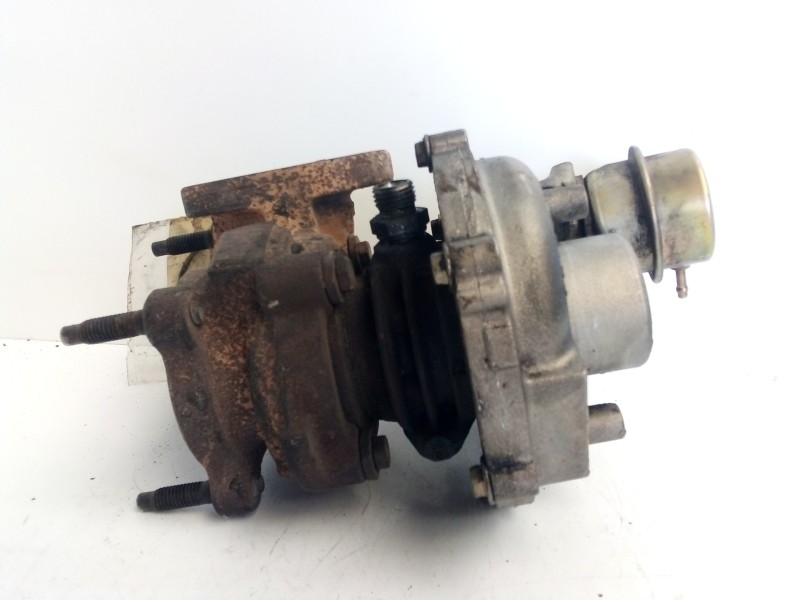 Recambio de turbocompresor para volkswagen polo (9n1) 1.4 tdi referencia OEM IAM 045145701-GS4045145701V405-7017296-FJ107000-GT1