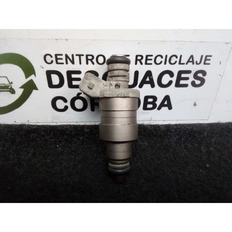 Recambio de inyector para peugeot 106 (s2) 1.4 referencia OEM IAM 1W155-078701  