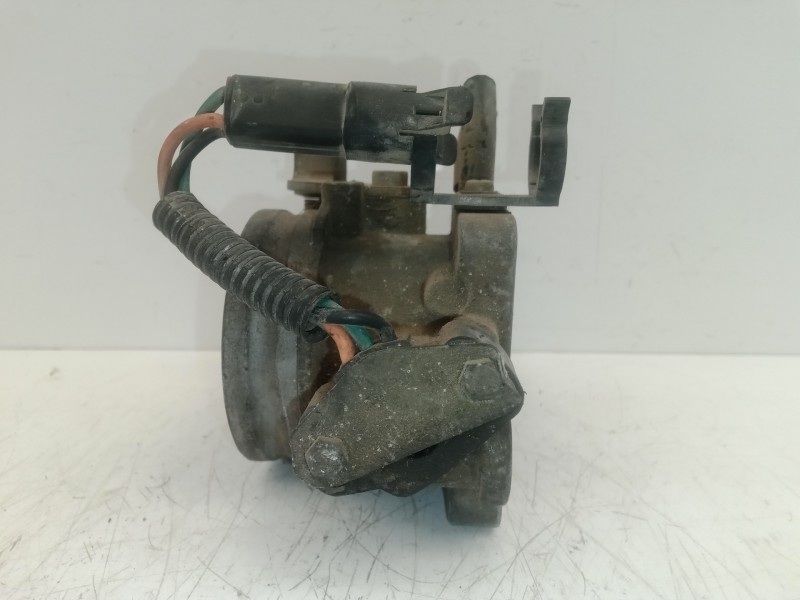 Recambio de caja mariposa para ford sierra turnier referencia OEM IAM B63086-85HF9E711AC  