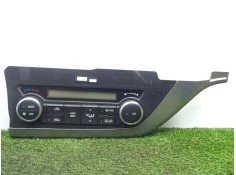 Recambio de mando climatizador para toyota auris 1.4 turbodiesel cat referencia OEM IAM 5590002380B0-6983J2DB  