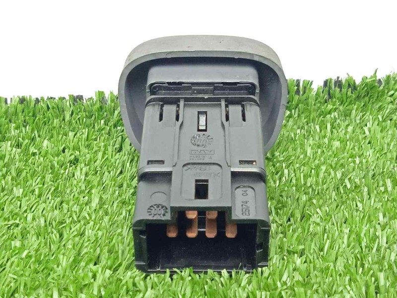 Recambio de warning para renault clio ii fase i (b/cbo) 1.2 referencia OEM IAM  8.PINES 