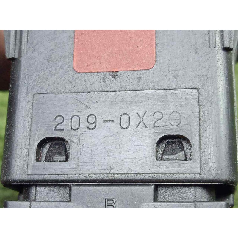 Recambio de mando airbag para toyota auris 1.4 turbodiesel cat referencia OEM IAM 2090X20 2.PINES 