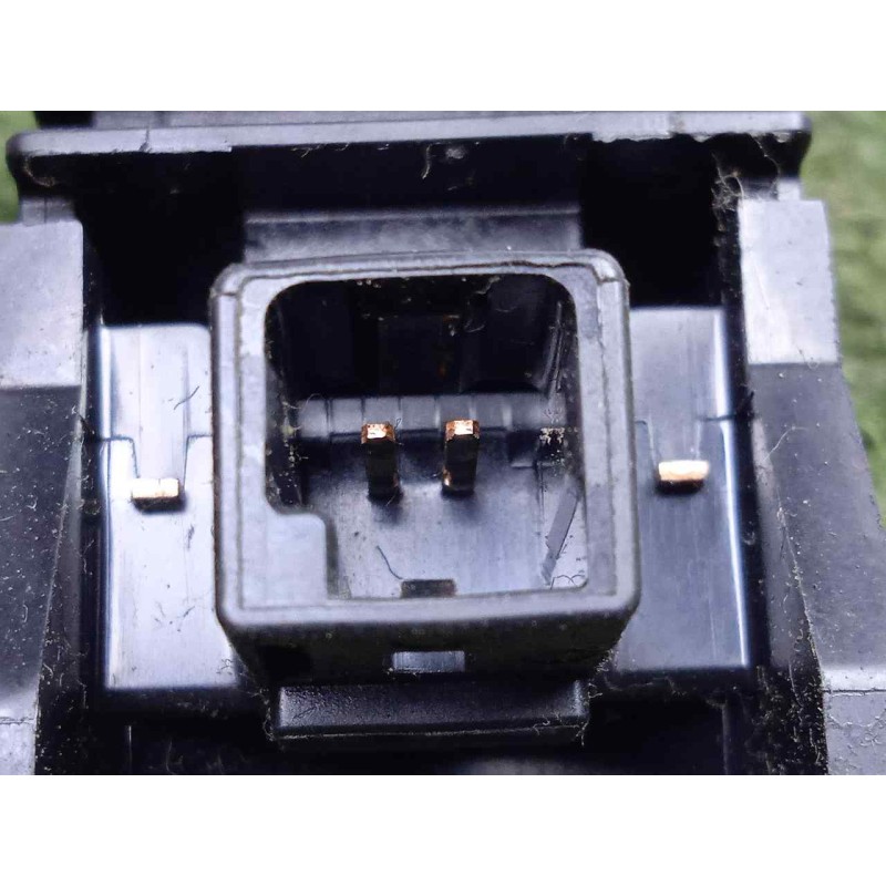 Recambio de mando airbag para toyota auris 1.4 turbodiesel cat referencia OEM IAM 2090X20 2.PINES 