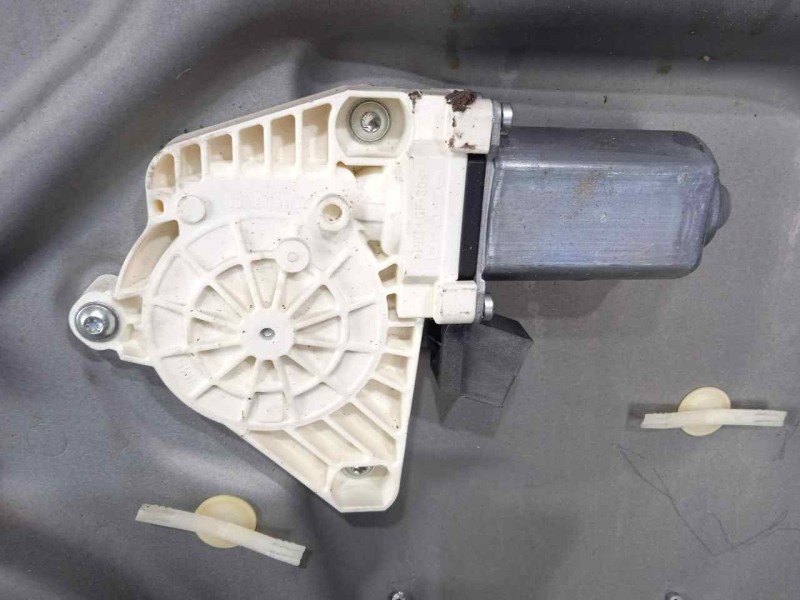 Recambio de elevalunas trasero derecho para mercedes-benz clase a (w169) 2.0 cdi cat referencia OEM IAM  ELECTRICO 