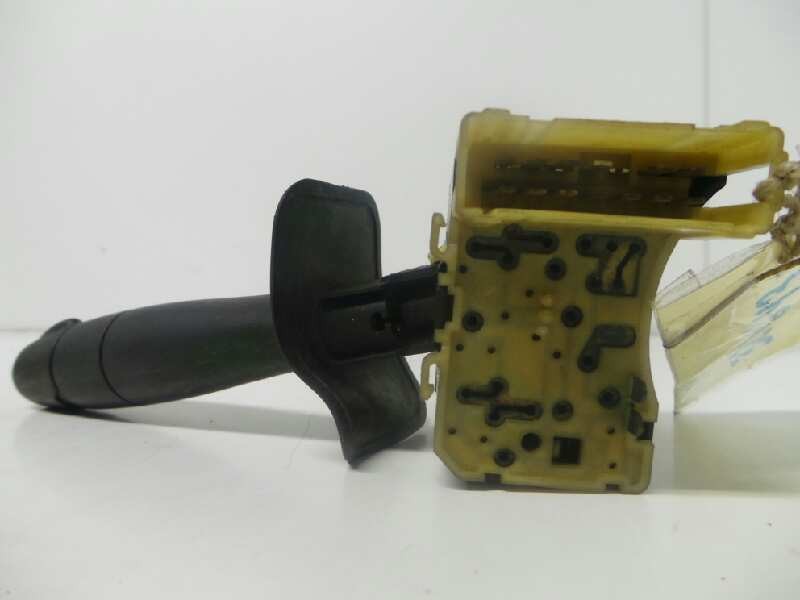 Recambio de mando limpia para renault megane i classic (la0) referencia OEM IAM 7700428209 428206C 34378502AN