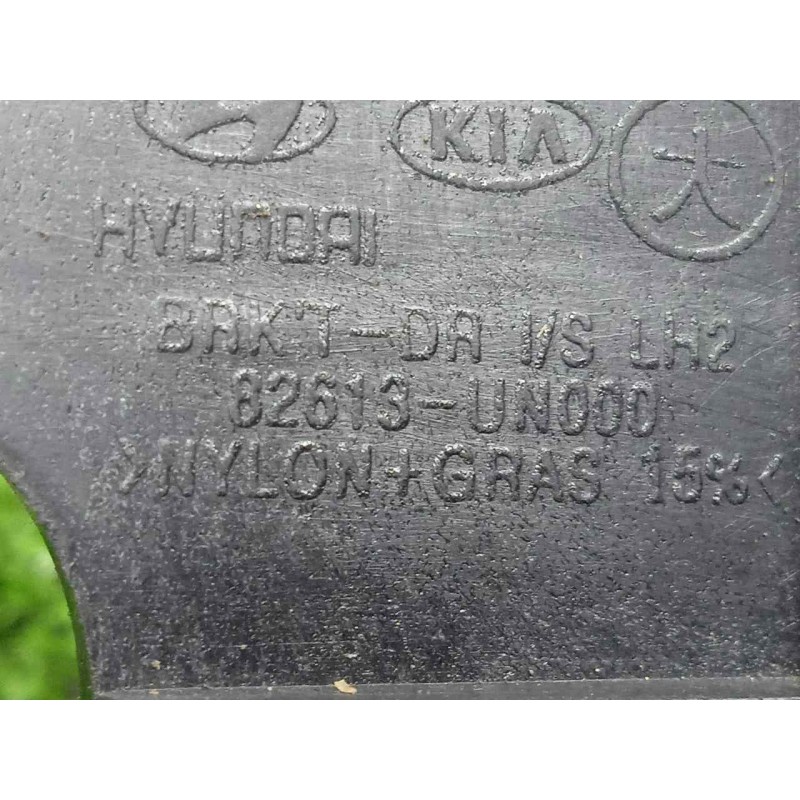 Recambio de maneta interior trasera izquierda para kia carens (un) 2.0 turbodiesel cat referencia OEM IAM 82613UN000  