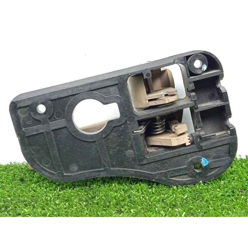 Recambio de maneta interior trasera izquierda para kia carens (un) 2.0 turbodiesel cat referencia OEM IAM 82613UN000  