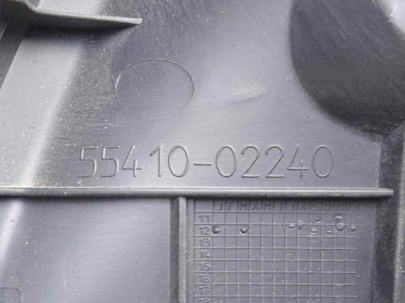 Recambio de moldura para toyota auris 1.4 turbodiesel cat referencia OEM IAM 5541002240 CUADRO INSTRUMENTOS 