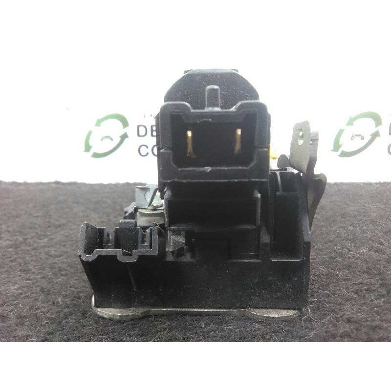 Recambio de cerradura puerta delantera derecha para renault master ii phase 2 caja cerrada 2.5 dci diesel cat referencia OEM IAM