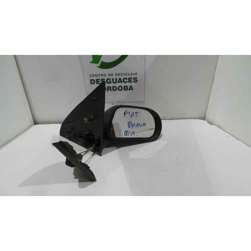 Recambio de retrovisor derecho para fiat bravo (182) referencia OEM IAM  MANUAL NEGRO PLASTICO