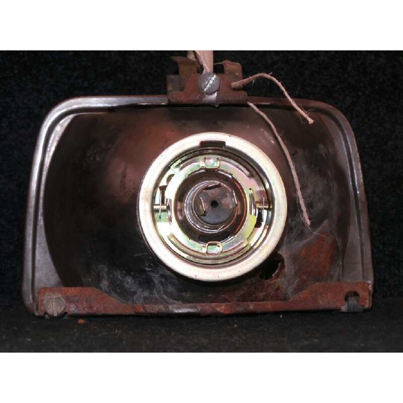 Recambio de faro izquierdo para ford fiesta berl./express 1.0 referencia OEM IAM  FIESTA 80. 