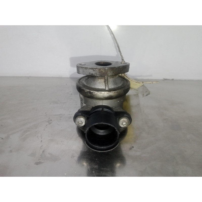 Recambio de valvula egr para audi a3 (8l) 1.8 20v turbo referencia OEM IAM 72276905-01T132-06A131102 PIERBURG 