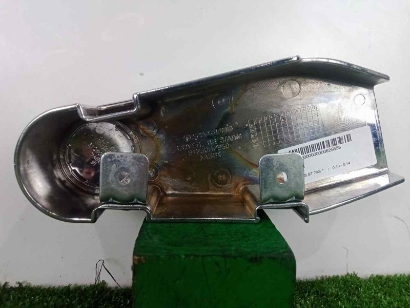 Recambio de moldura para hyosung st 700i referencia OEM IAM 61250HP950-61260HP9500  