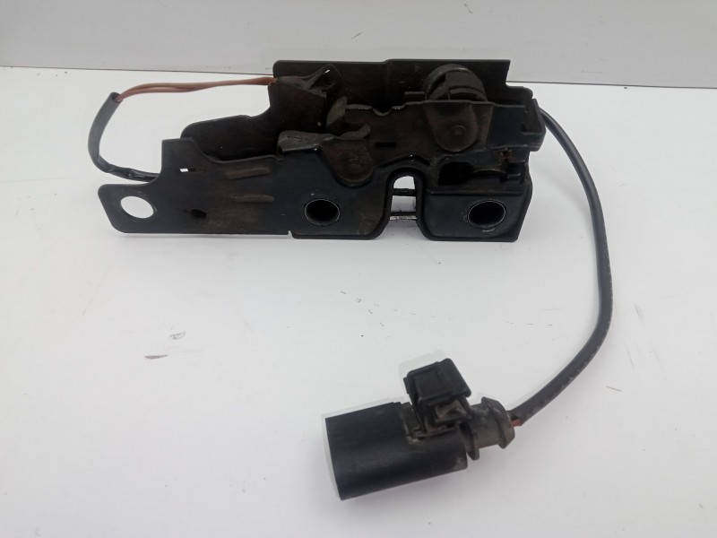 Recambio de cerradura capot para audi a3 (8p) 1.9 tdi referencia OEM IAM 8P0823509C ELECTRICA 2.PINES