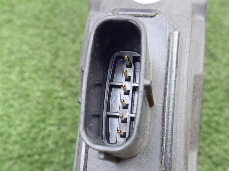 Recambio de potenciometro pedal para toyota auris 1.4 turbodiesel cat referencia OEM IAM 7811002120 6.PINES 