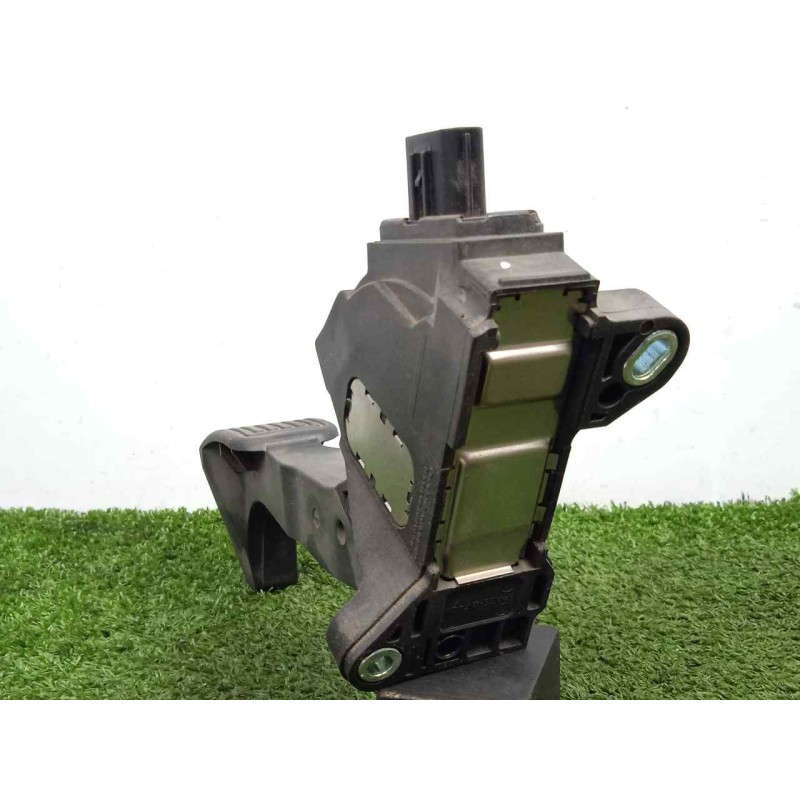 Recambio de potenciometro pedal para toyota auris 1.4 turbodiesel cat referencia OEM IAM 7811002120 6.PINES 