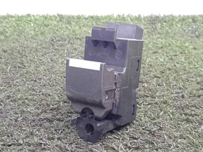 Recambio de mando elevalunas delantero derecho para land rover evoque 2.2 td4 cat referencia OEM IAM BJ3214717AB  