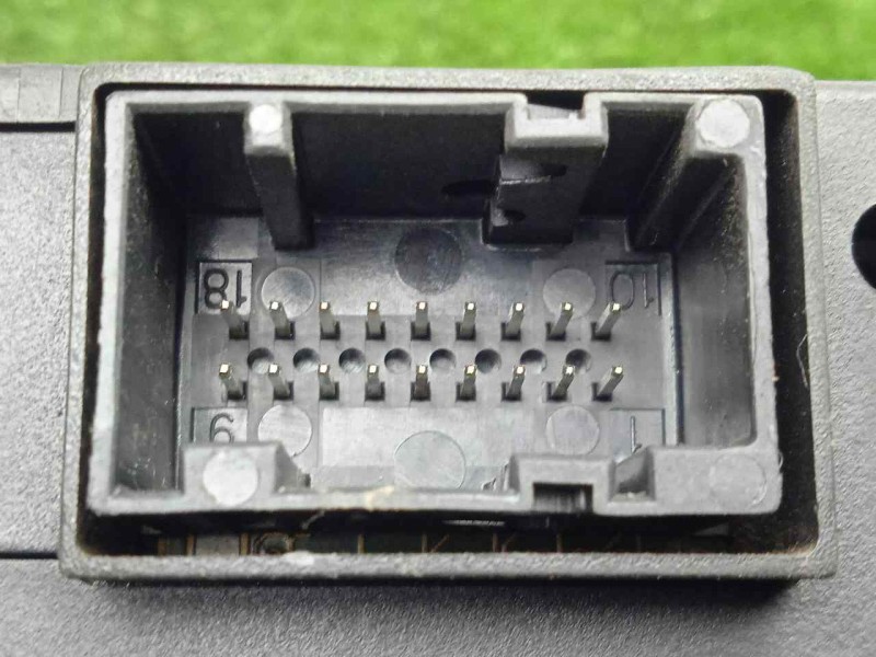 Recambio de mando climatizador para fiat stilo (192) 1.9 jtd cat referencia OEM IAM 735375648-A83006100  