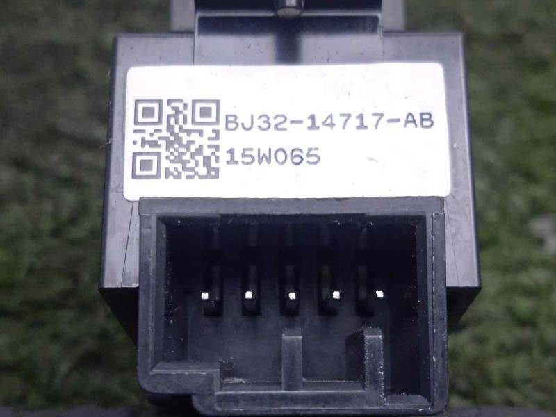 Recambio de mando elevalunas delantero derecho para land rover evoque 2.2 td4 cat referencia OEM IAM BJ3214717AB  