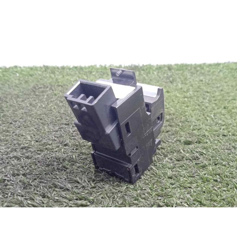 Recambio de mando elevalunas delantero derecho para land rover evoque 2.2 td4 cat referencia OEM IAM BJ3214717AB  