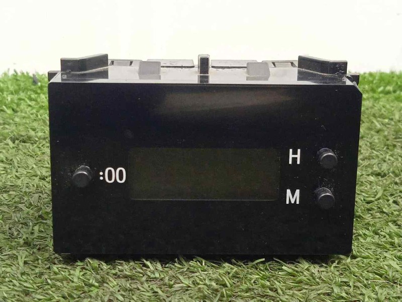 Recambio de reloj hora para toyota auris 1.4 turbodiesel cat referencia OEM IAM 8391012620  