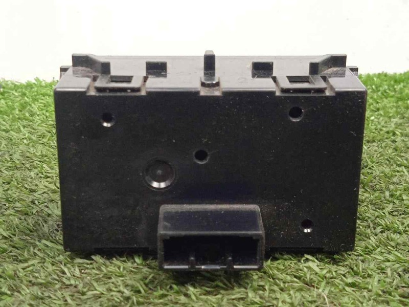 Recambio de reloj hora para toyota auris 1.4 turbodiesel cat referencia OEM IAM 8391012620  