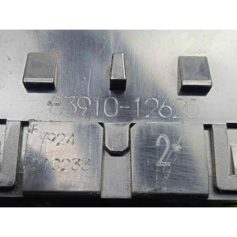 Recambio de reloj hora para toyota auris 1.4 turbodiesel cat referencia OEM IAM 8391012620  