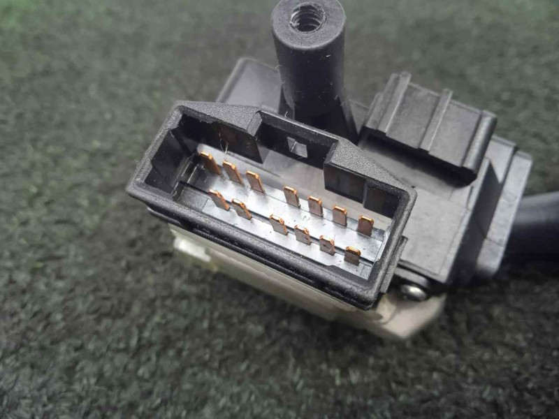 Recambio de mando limpia para kia carens (un) 2.0 turbodiesel cat referencia OEM IAM   