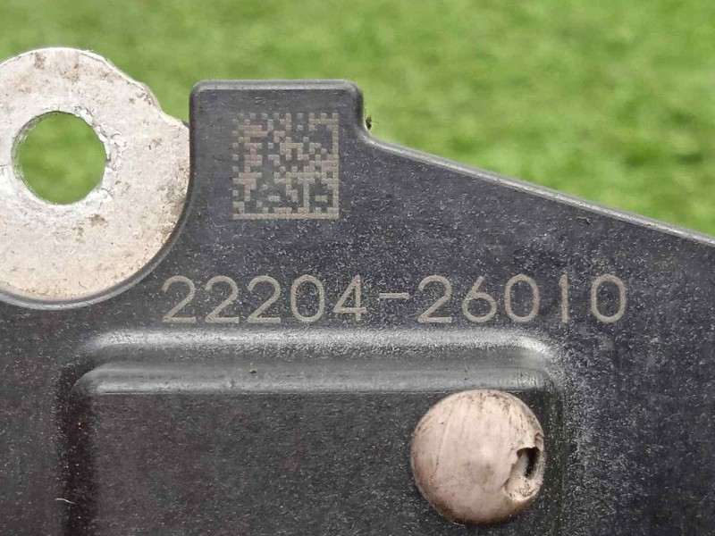 Recambio de caudalimetro para toyota auris 1.4 turbodiesel cat referencia OEM IAM 2220426010-AFH70M77 5.PINES 